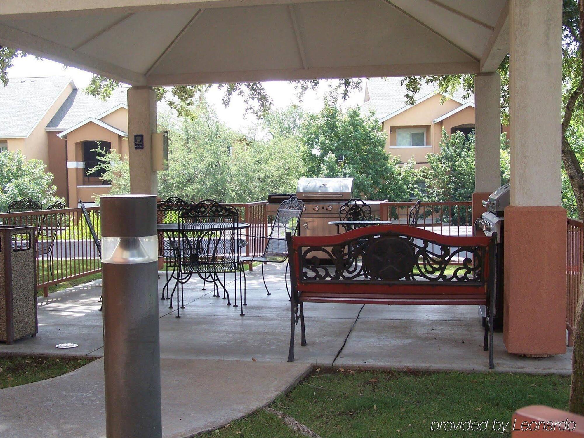 Sonesta Simply Suites Austin The Domain Area Екстериор снимка